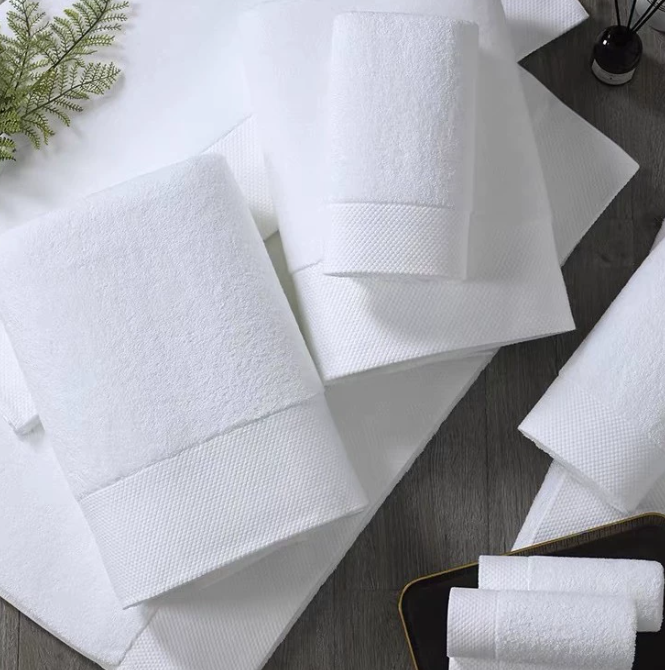 Toalhas de mão felpudas com rebordo de cetim de algodão